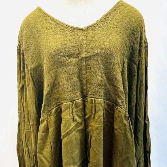 NWT SONOMA Women Long Sleeve Pullover V- Neck Shirred Green Casual Shirt Size 4X - Picture 1 of 14